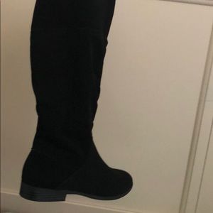 New! Black boots
